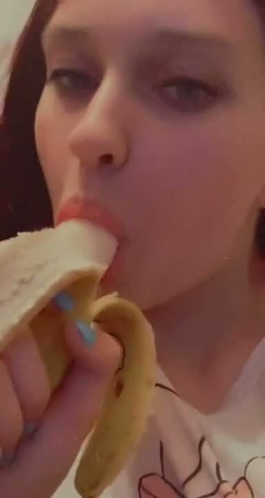 vulva eng ft. Kristina Svarinska — free porn video (13:02)
