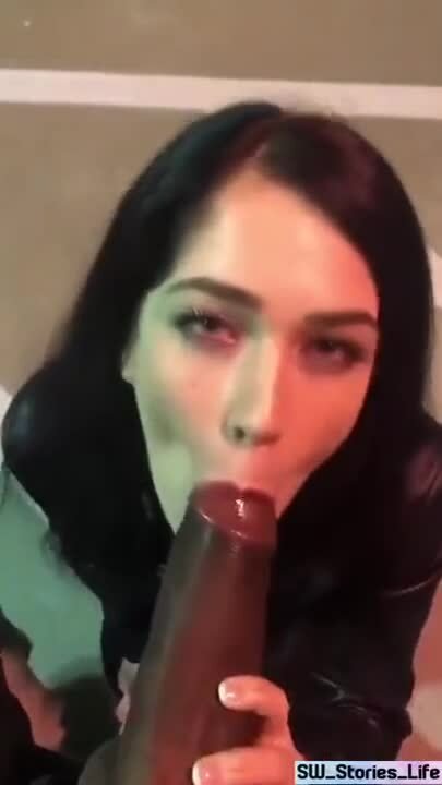 Khloe Smile in lick boy cock — leaked lick video