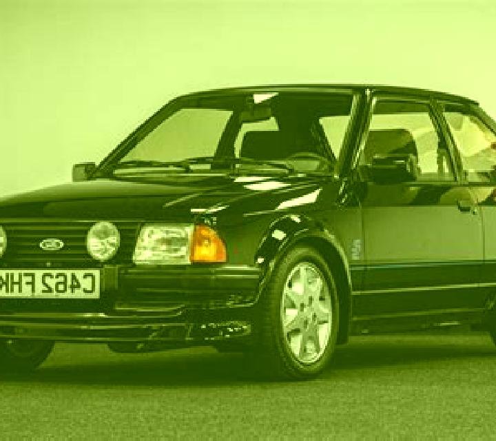 Violet Bennett model portrait